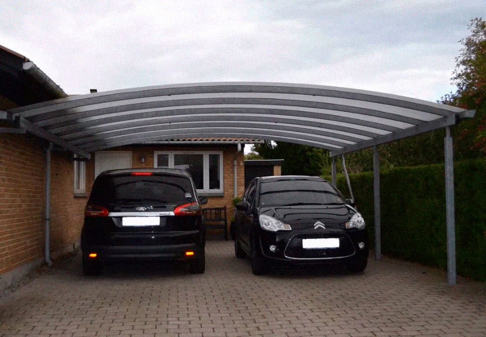 Автомобильный навес крытый из поликарбоната 3х5х2,5 м